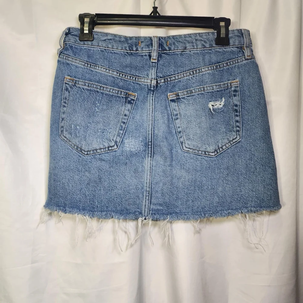 Free People We The Free A-Line Mini Skirt Women's Size 28 Blue Distressed Denim